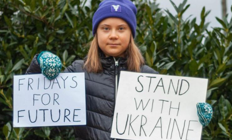 Экоактивистка Грета Тунберг поддержала Украину.