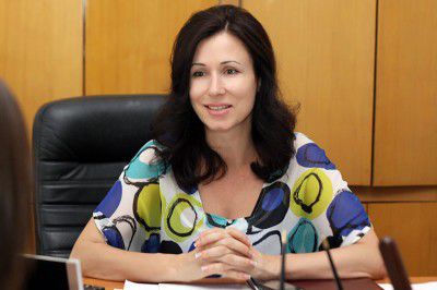 Viceministrul Educaţiei, Loretta Handrabura este o altă protagonistă a proiectului „Cu notele la vedere”, lansat de portalul www.curentul.md.