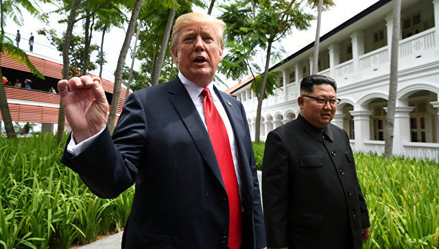 Трамп приостановил введение санкций против КНДР.
