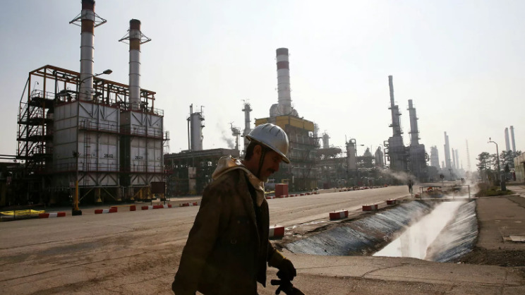 Тегеран примет меры по подготовке ресурсов и оборудования в нефтяной промышленности.