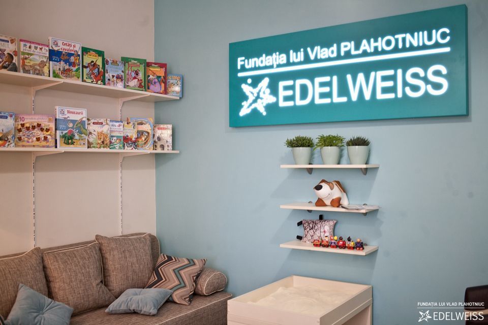 Fundația lui Plahotniuc, Edelweiss, va oferi peste 300 mii lei ajutor familiei pompierului decedat astăzi. Foto: edelweiss.md