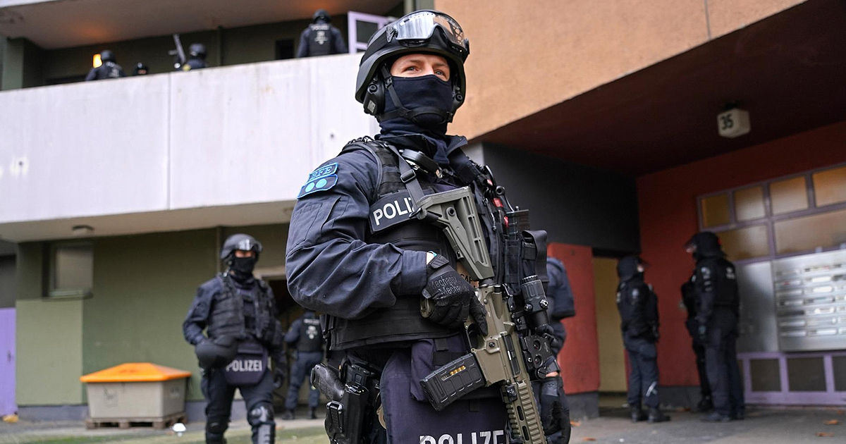 В Германии и Италии прошли крупные полицейские операции против китайской мафии.