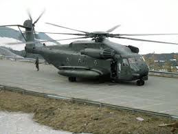 Вертолет CH-53E Super Stallion жестко приземлился