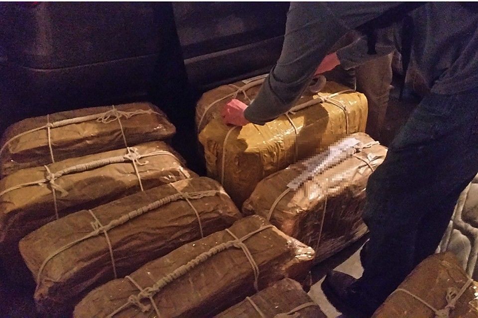 В Испании полиция изъяла почти полтонны кокаина.