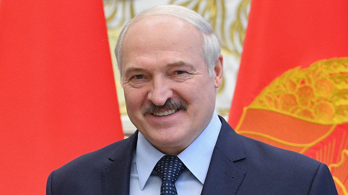 Лукашенко получает 80,08% голосов на выборах президента Белоруссии.