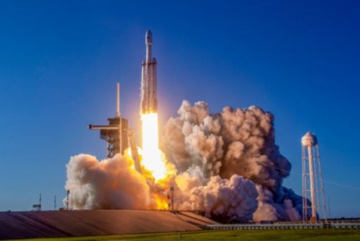 SpaceX отправит в космос прах.