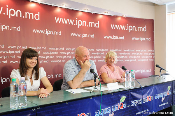 Locuitorii comunei Bălţata susţin că unul dintre candidaţii la funcţia de primar a apelat la serviciile unui hipnotizor pentru a influenţa alegătorii. Foto: ipn.md