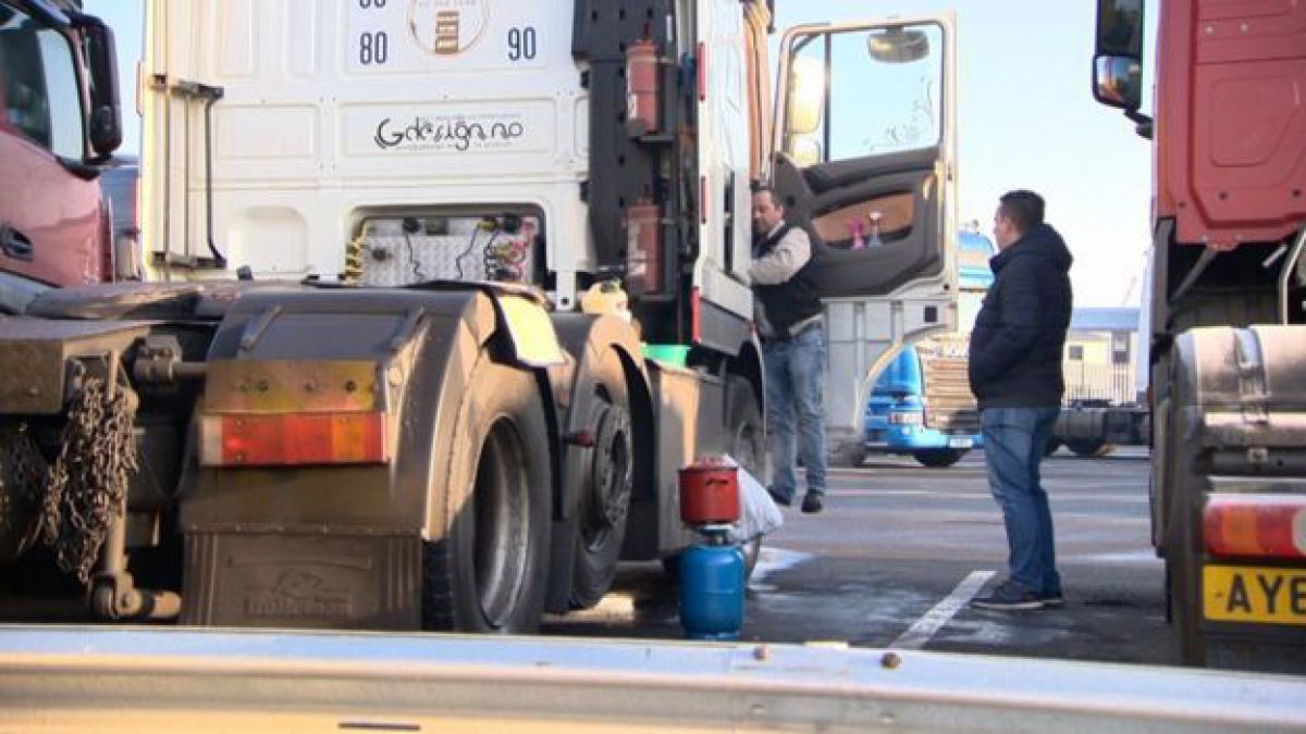 Șoferi din estul Europei, plătiți prost în Vest. Foto: bbc.com