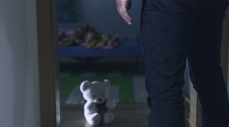 Un presupus pedofil şi "victimile" lui au ajuns la poliţie. Foto: news.ro