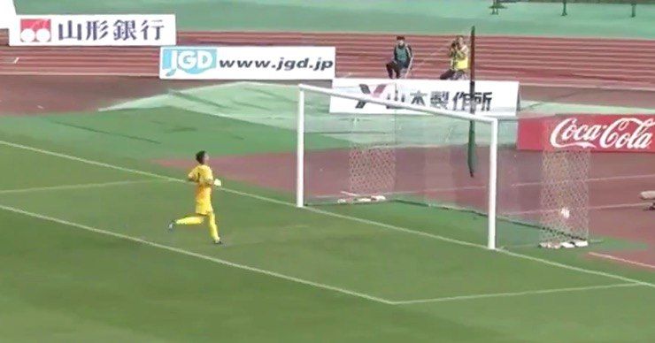 Сакамото установил окончательный счет в матче — 3:0.