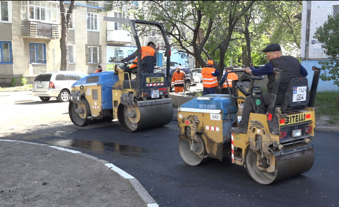 В Бельцах дорожники работают в особом режиме из-за коронавируса.