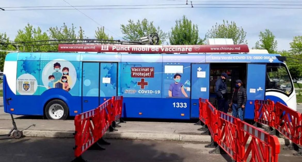 Мобильные пункты вакцинации находятся на Ботанике.