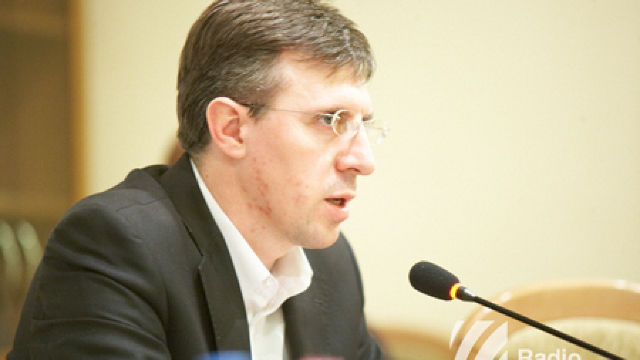 Chirtoacă: Instanțele de judecată transformate în instanțe de nejudecată