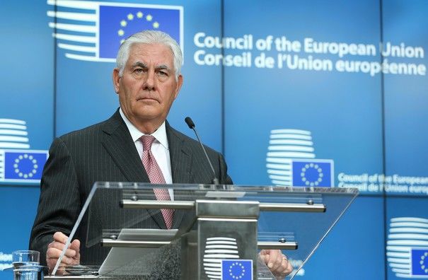 Rex Tillerson: Angajamentul Statelor Unite faţă de securitatea europeană este de neclintit.