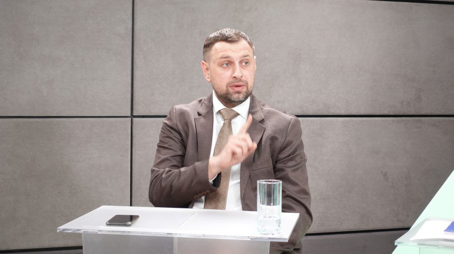 Лебединский недоволен тем, что в некоторых округах голосование будет длиться два дня.