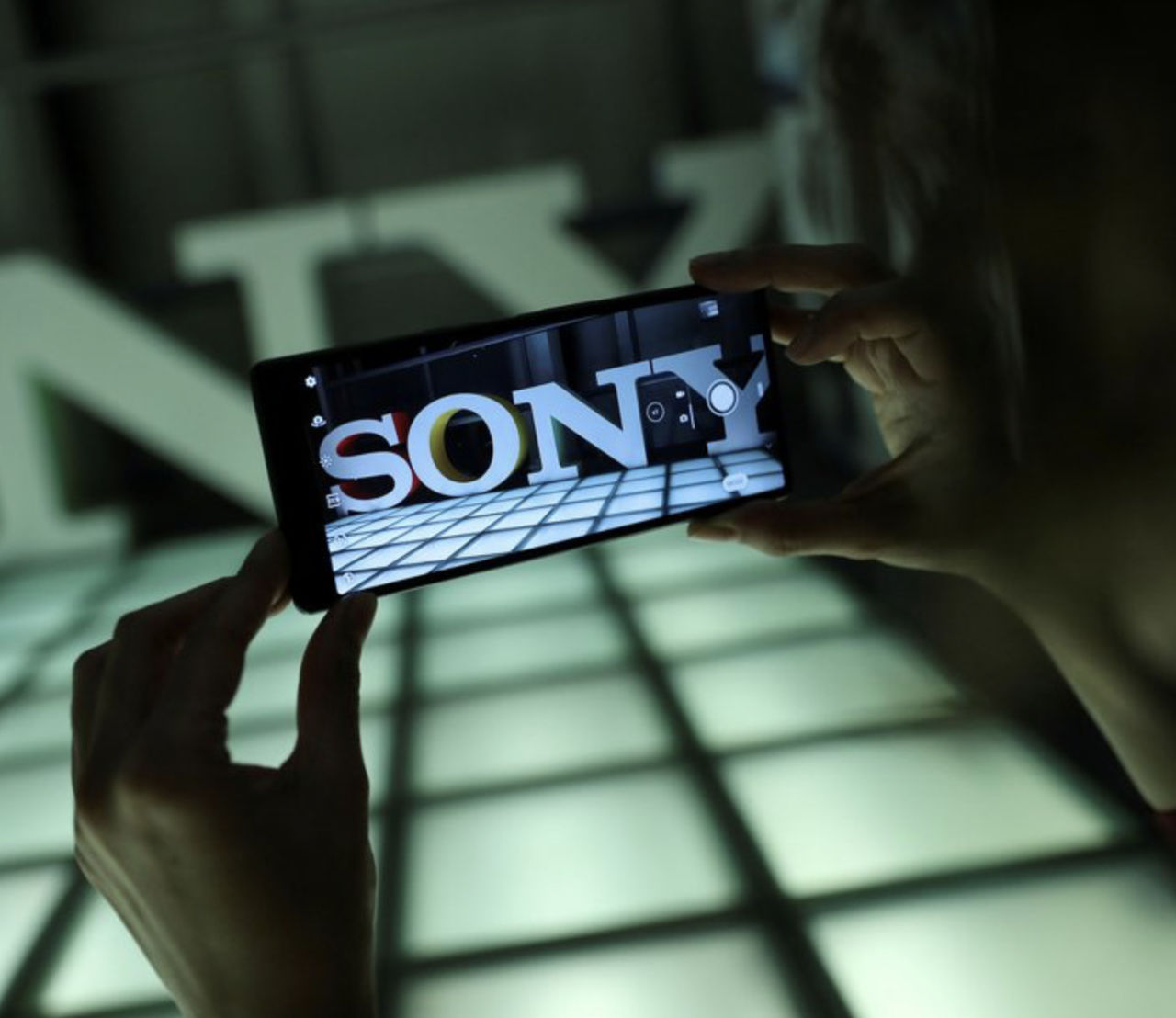 Sony отказалась от сделки на $10 млрд по слиянию с индийской Zee и планирует подать в суд на эту компанию.