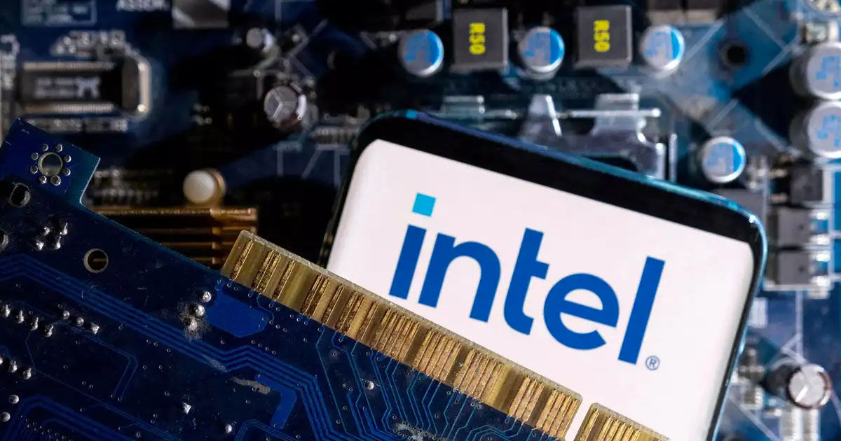 Intel провела зачистку в руководстве производства чипов — уволены три топ-менеджера.