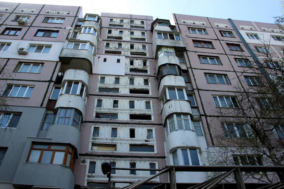 Tragedie în Capitală: Un tânăr s-a aruncat în gol de la etajul 8