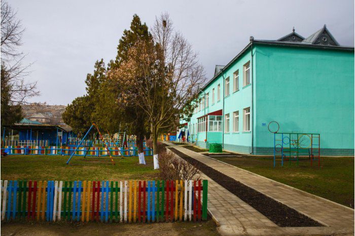 Детский сад «Мэрцишор» в селе Абаклия посещают 170 детей в возрасте от двух до семи лет.