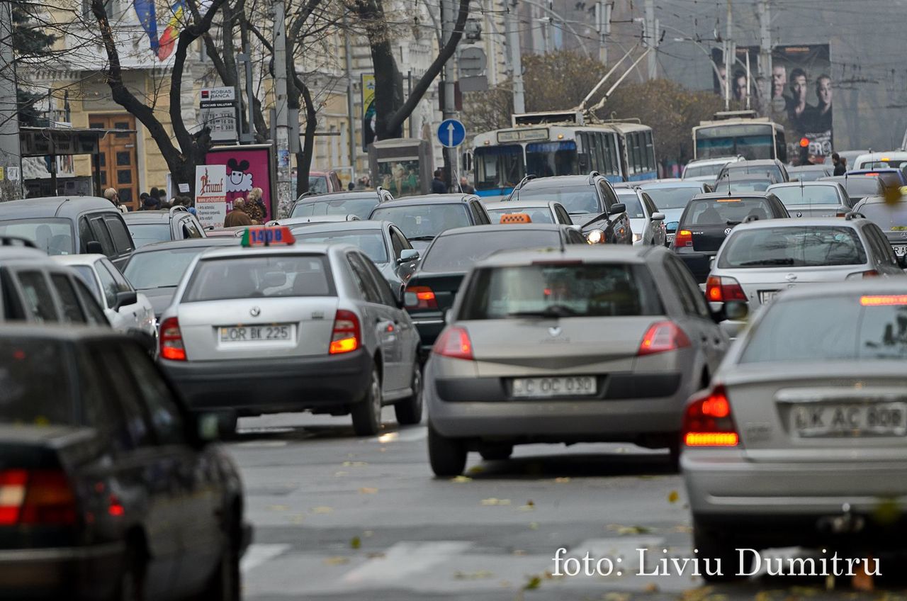 Info Trafic: 08:00 Străzile din Capitală pe care se circulă greu