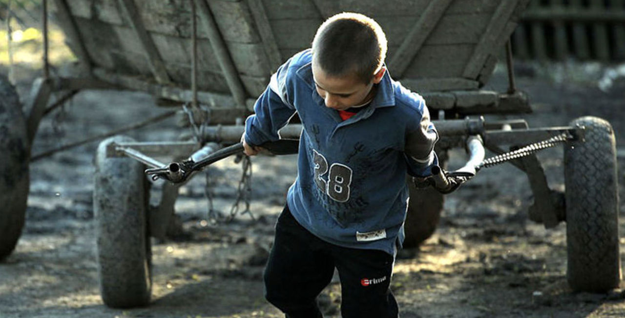 Мужчина приговорен к 17 годам тюрьмы: эксплуатировал детей и взрослых.