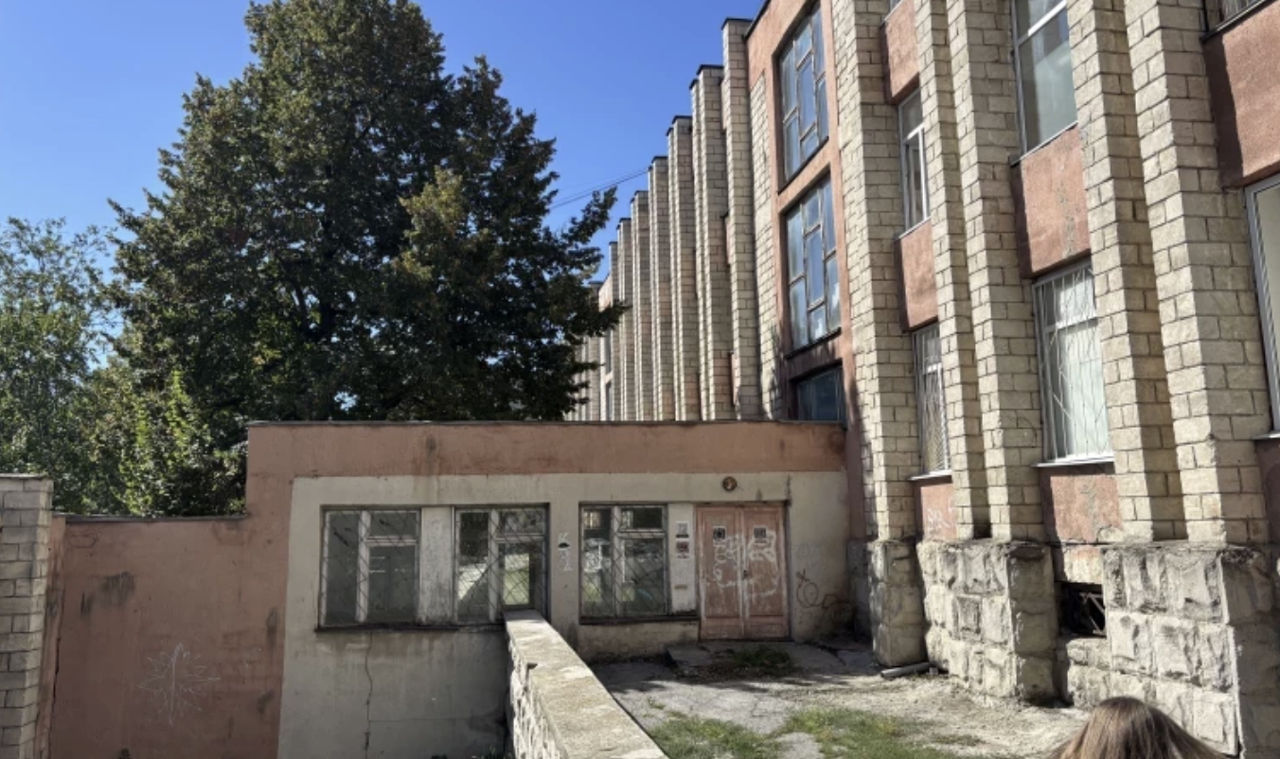 Минобразования ответило на жалобы студентов на условия в одном из корпусов ГУМ.