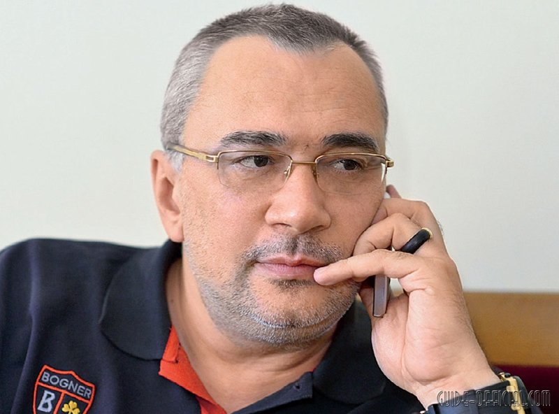 Konstantin Meladze le-a lăsat soţiei şi copiilor o bună parte din avere, s-a mutat cu traiul la Moscova.