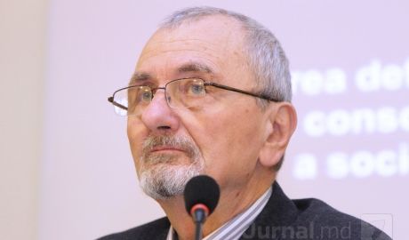 Директор Института общественной политики Аркадий Барбэрошие.