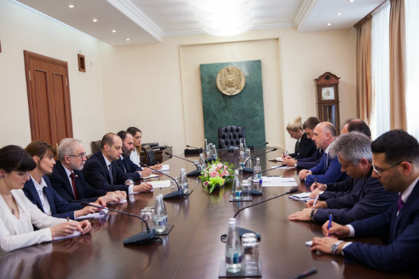 Relațiile moldo-georgiene, discutate la Guvern și la Parlament. Foto: gov.md