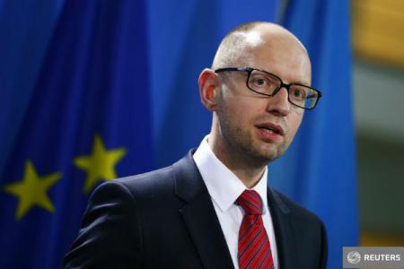 Ambele proiecte de lege au fost elaborate în regim de urgență la cererea premierului Arseni Iațeniuk, precizează agenția citată.