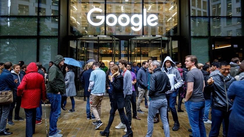 CNBC: Google уволит сотрудников, если они не привьются от COVID-19 к 18 января.