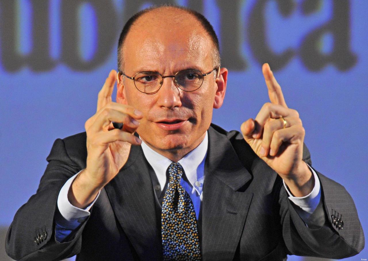 Premierul italian, Enrico Letta, şi-a anunţat intenţia de a demisiona.