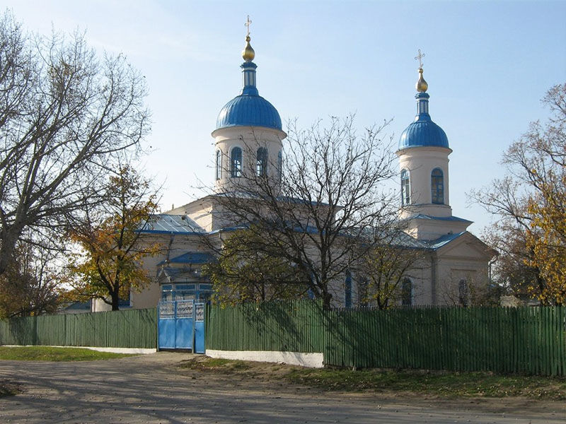 Неизвестные незаконно пробрались прошлой ночью в церковь «Святой Параскевы» в селе Сарата-Галбенэ.