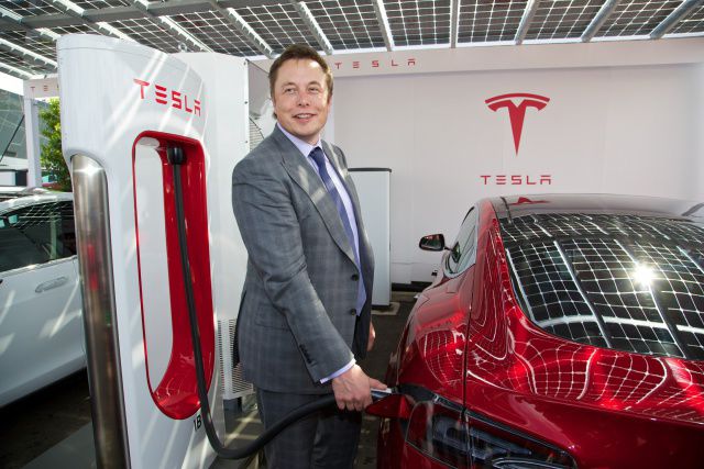 Исполнительный директор Tesla Motors Элон Маск.