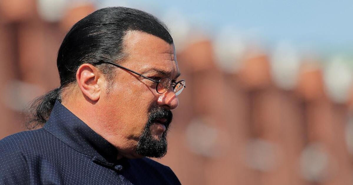 Steven Seagal: Sunt gata să lupt de partea președintelui meu.