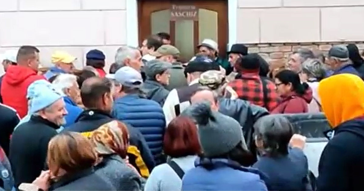 В Румынии случился конфликт в очереди за дровами по субсидированной цене.
