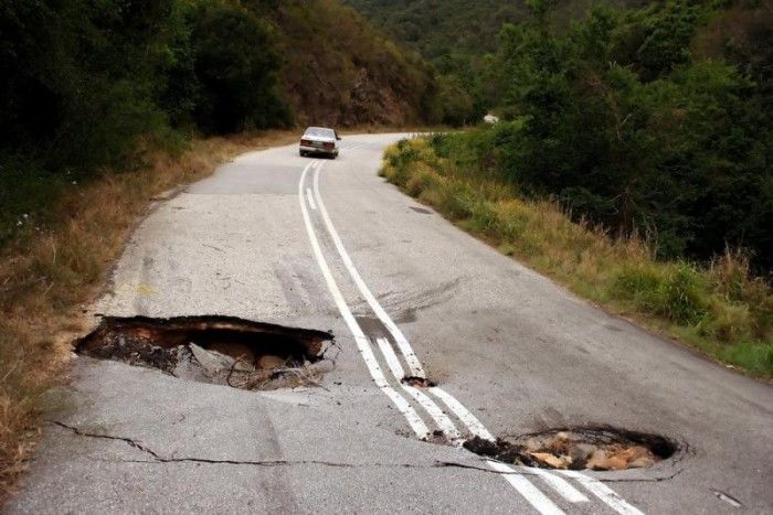 Moldova, în TOP 10 țări cu cele mai proaste drumuri din lume. Foto: unimedia