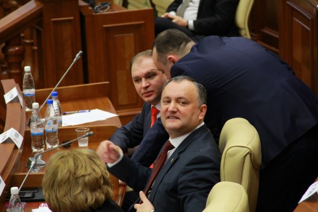 Dodon cere repetarea turului doi de scrutin pentru alegerea primarului general. Foto: ziarulnational.md