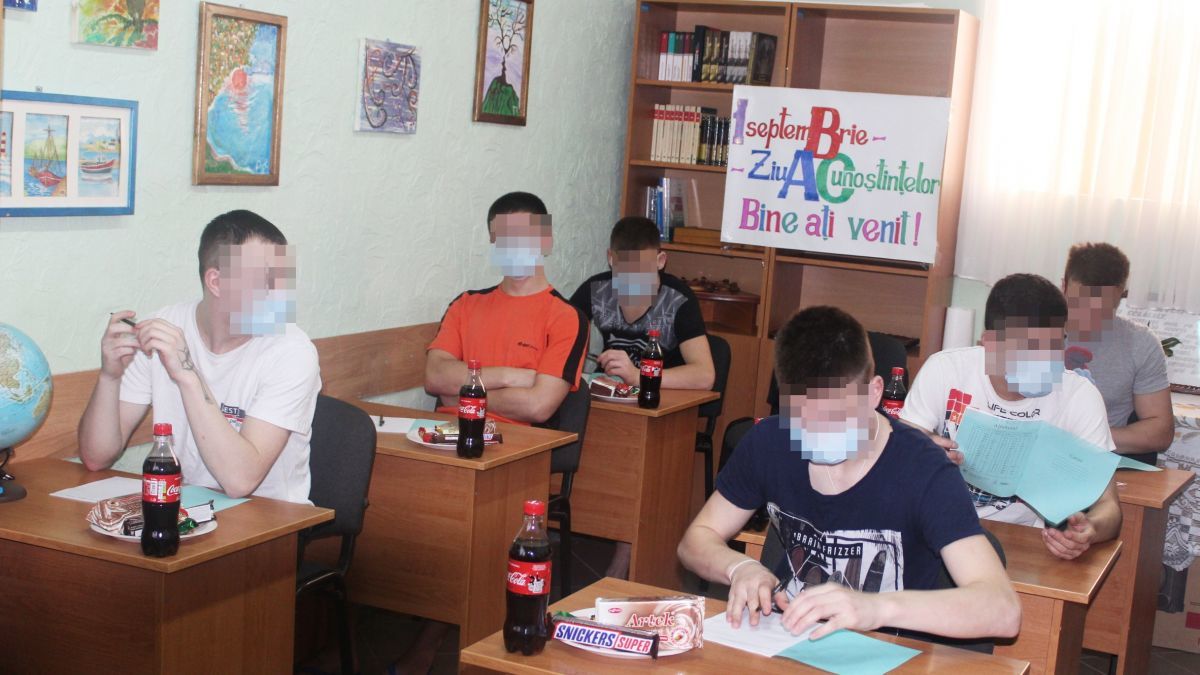 Первое сентября прошло и у несовершеннолетних в тюрьмах.