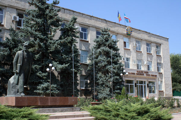 UTA Găgăuzia şi-a votat propriul Cod al Educaţiei.