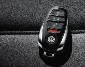 Hack-ul este folosit deja de infractori pentru a fura autoturisme în timp record. Foto: replacecarkey.org