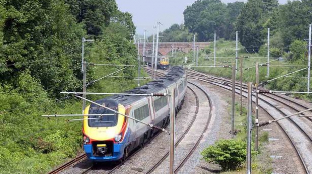 Darryl See a supravieţuit după ce a fost lovit frontal de un tren care circula cu 110 km pe oră.