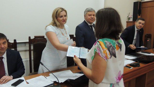 Proaspeţii medici, obligaţi să muncească unde sunt repartizaţi. Foto: publika.md