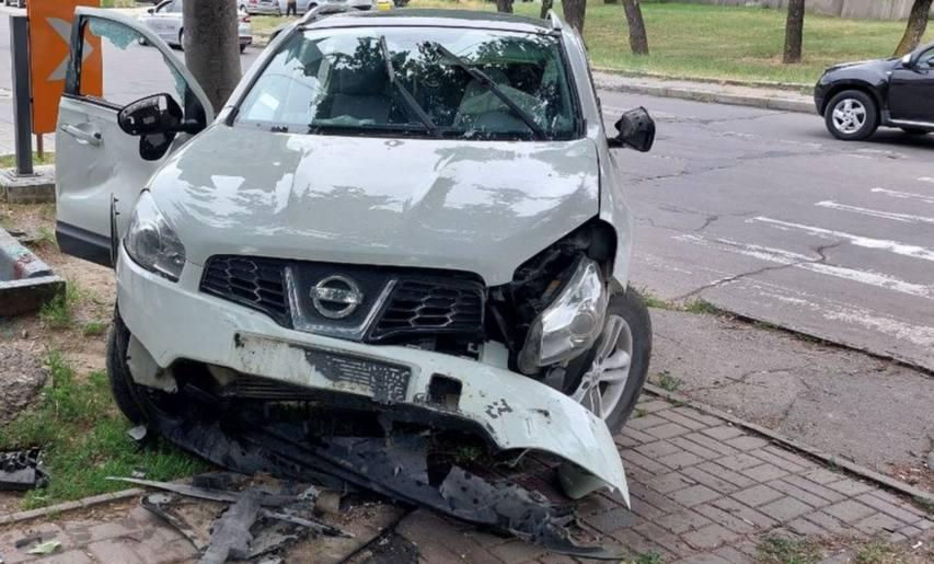 В Кишиневе мужчина перенес сердечный приступ во время движения и умер за рулем.
