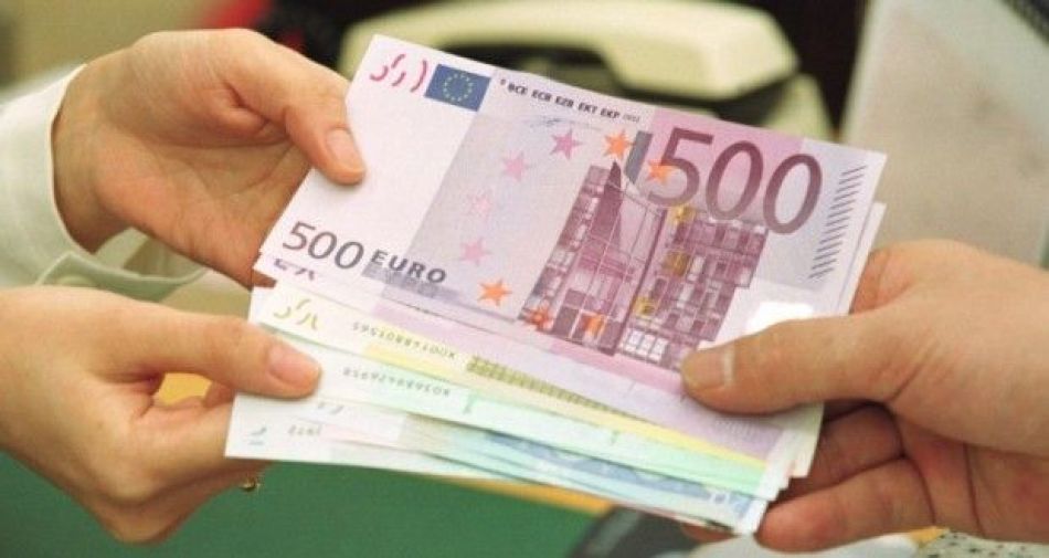 Женщина из столицы за деньги обещала подкупить судей сектора Ботаника.