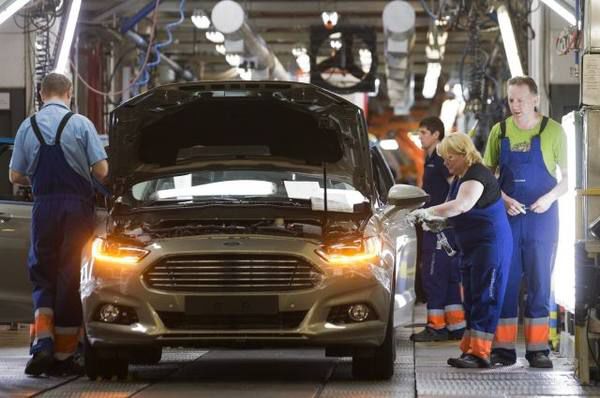 Технологии QNX уже используются в ОС многих автопроизводителей, включая SYNC, используемые во всех автомобилях Ford.