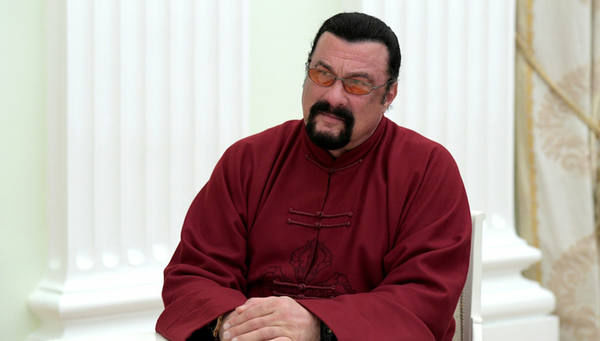 Американский актёр Стивен Сигал заинтересовался предложением открыть на Кубани собственную винодельню.