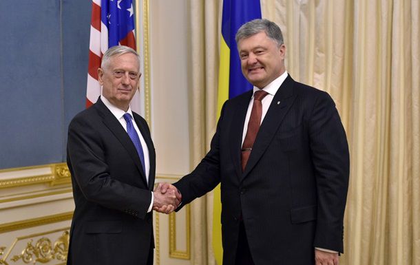 По словам Мэттиса, в целом за последние несколько лет помощь США Украине уже составляет около 750 млн долларов.