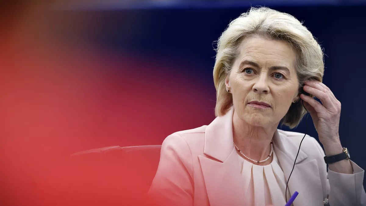 Ursula von der Leyen nu va participa la investirea lui Trump, dar va încerca să stabilească contacte cu el.