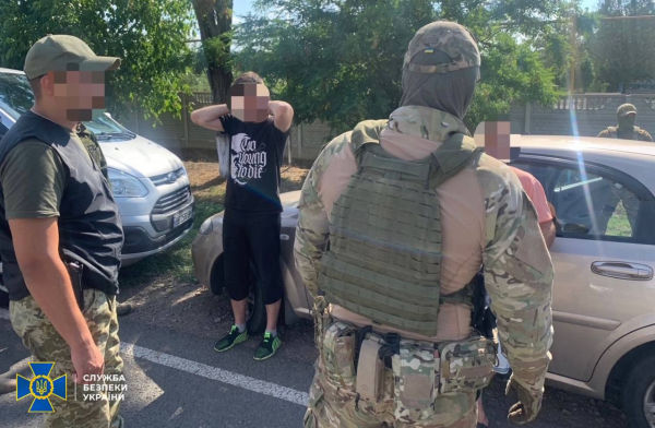 Из Украины военнообязанных вывозили в Тирасполь под видом моряков.